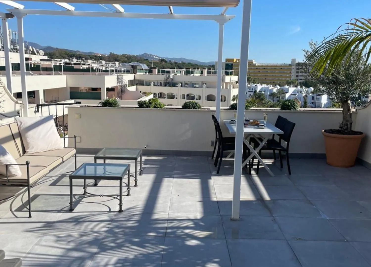 Appartamento Guadalpin Penthouse Marbella Spagna